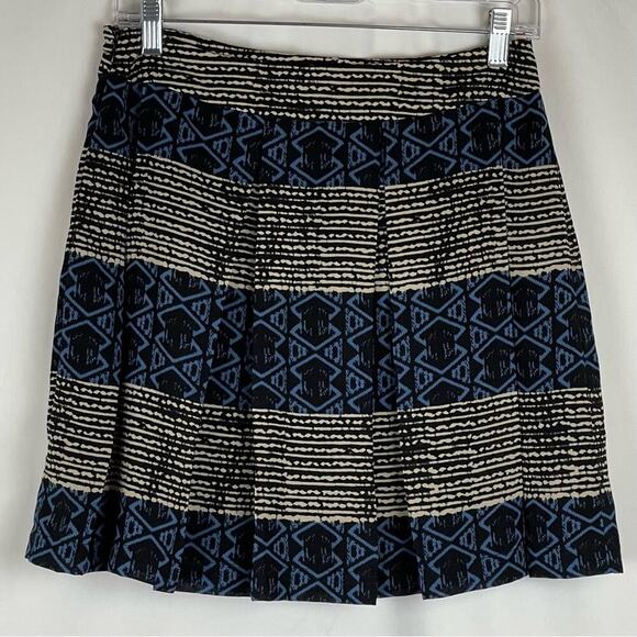 Madison Jules Black Blue Cream Batik Style Print Pleated Full Skirt NWOT Size M - Picture 4 of 10